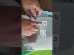 WG3733 화이트 글래신 라인러가 있는 밝은 은색 PET